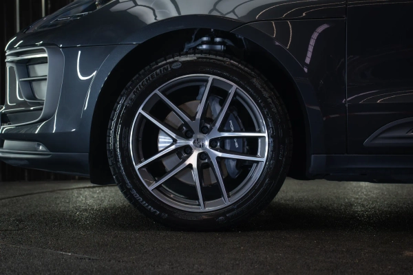 Thumbnail 11
