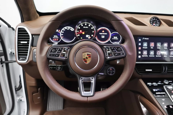 Foto do veiculo PORSCHE CAYENNE TURBO