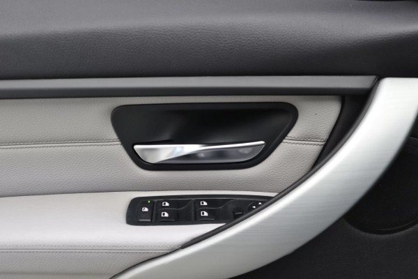 Foto do veiculo BMW 328I SPORT GP