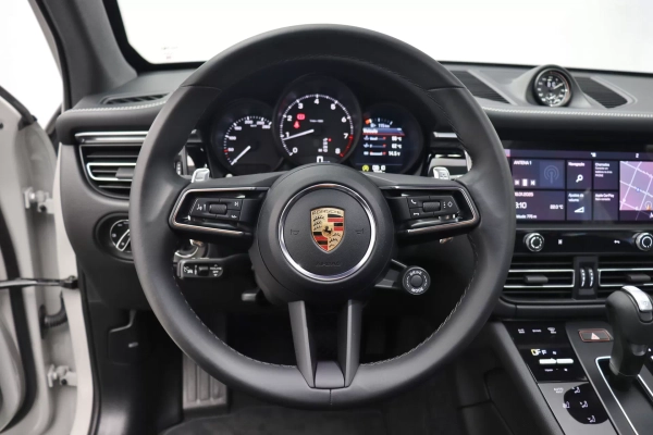 Foto do veiculo PORSCHE MACAN 