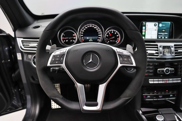 Foto do veiculo MERCEDES-BENZ E 63 AMG