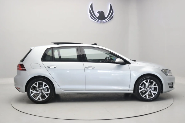 Foto do veiculo VOLKSWAGEN GOLF HIGHLINE TSI