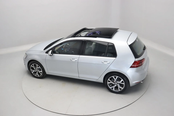 Foto do veiculo VOLKSWAGEN GOLF HIGHLINE TSI