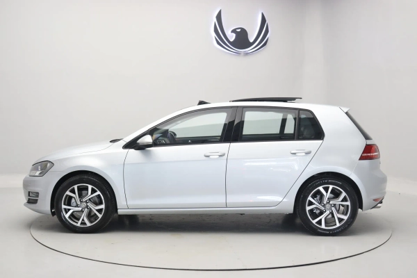 Foto do veiculo VOLKSWAGEN GOLF HIGHLINE TSI