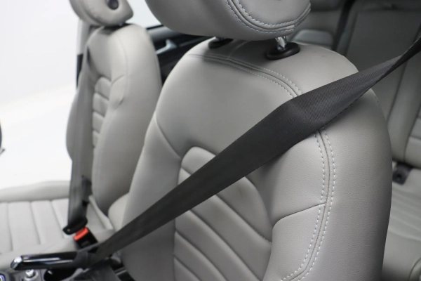 Foto do veiculo VOLKSWAGEN GOLF HIGHLINE TSI