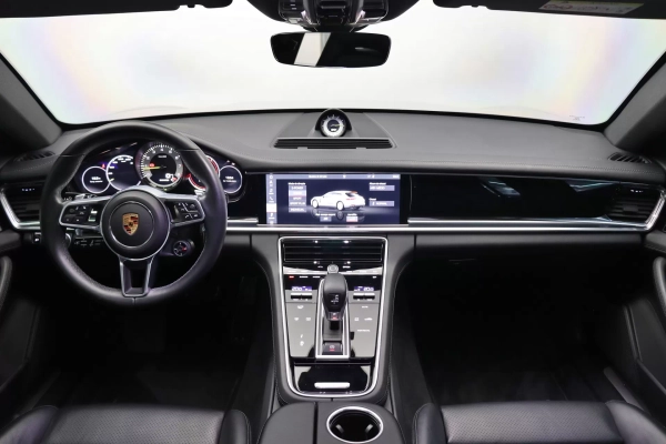 Foto do veiculo PORSCHE PANAMERA 4 E-HYBRID SPORT TURISMO