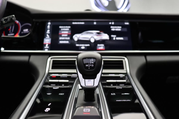 Foto do veiculo PORSCHE PANAMERA 4 E-HYBRID SPORT TURISMO