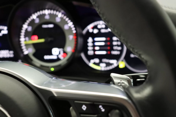 Foto do veiculo PORSCHE PANAMERA 4 E-HYBRID SPORT TURISMO