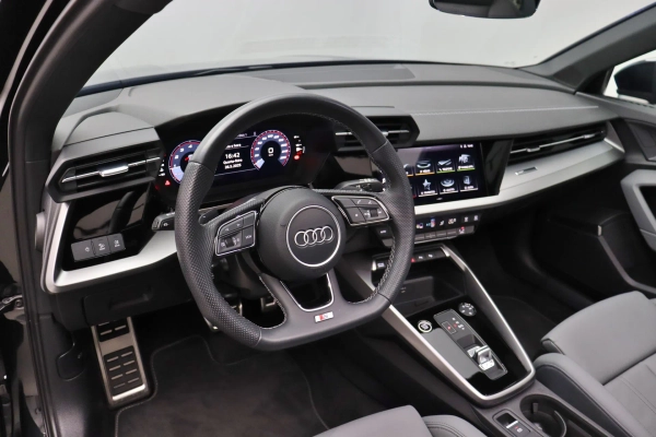 Foto do veiculo AUDI A3 SPORTBACK PERFORMANCE BLACK