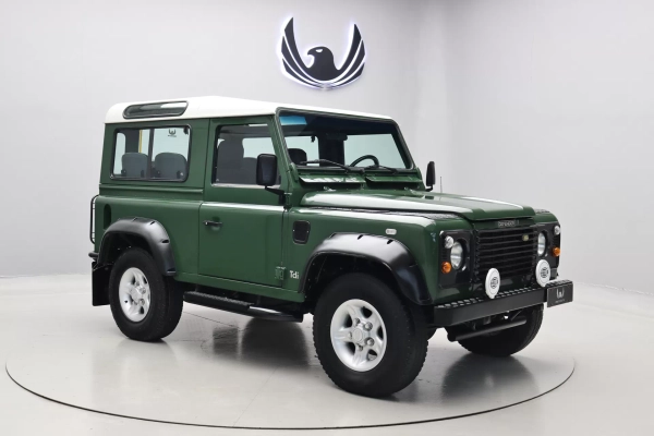 Foto do veiculo LAND ROVER DEFENDER 90 SW