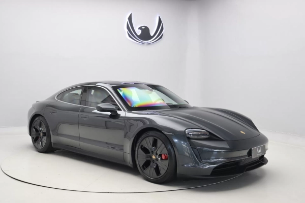 Foto do veiculo PORSCHE TAYCAN 4S