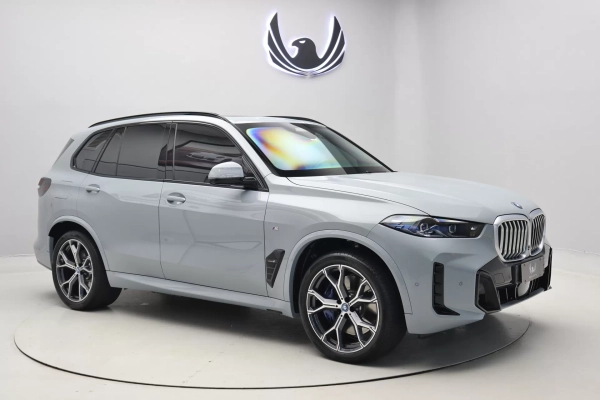 Foto do veiculo BMW X5 xDrive50e M Sport