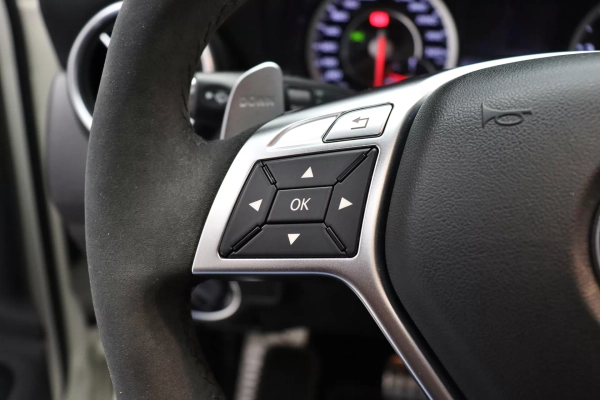 Foto do veiculo MERCEDES-BENZ A 45 AMG