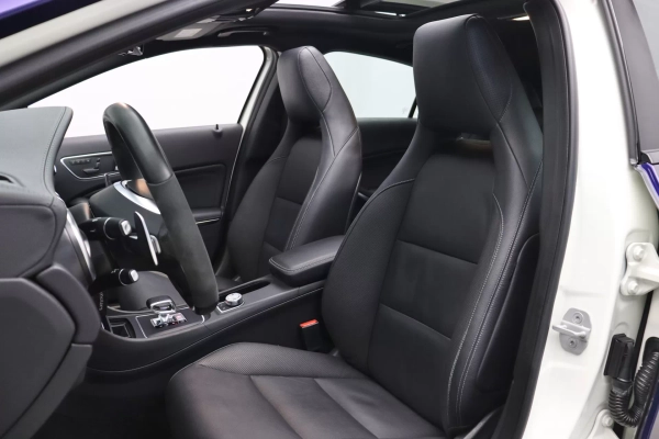 Foto do veiculo MERCEDES-BENZ A 45 AMG