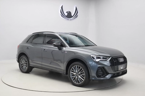 Foto do veiculo AUDI Q3 Performance Black