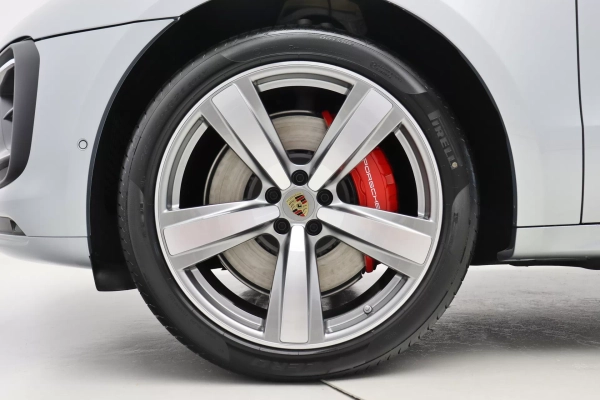 Foto do veiculo PORSCHE MACAN GTS