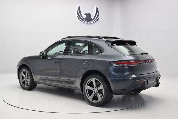 Foto do veiculo PORSCHE MACAN