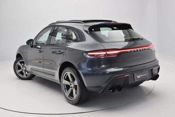 Foto do veiculo PORSCHE MACAN