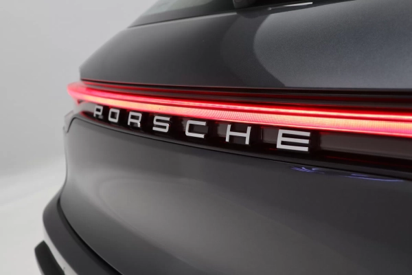 Foto do veiculo PORSCHE MACAN