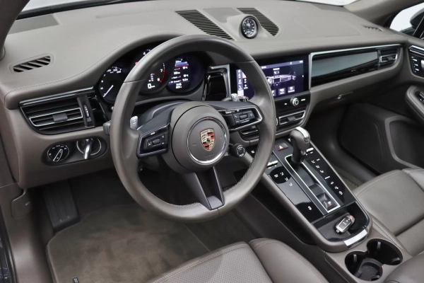 Foto do veiculo PORSCHE MACAN