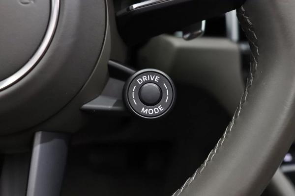 Foto do veiculo PORSCHE MACAN