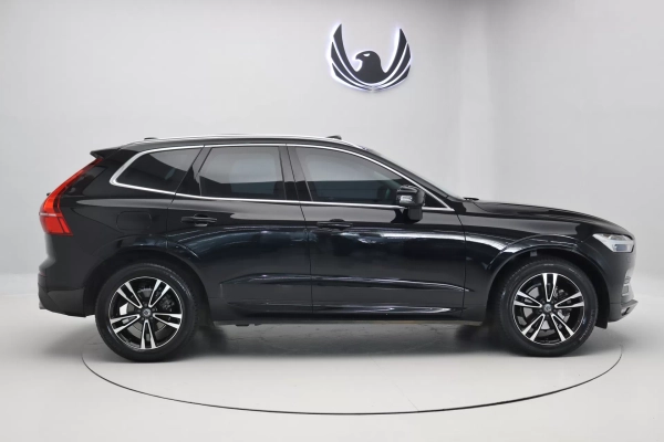 Foto do veiculo VOLVO XC60 T5 MOMENTUM AWD