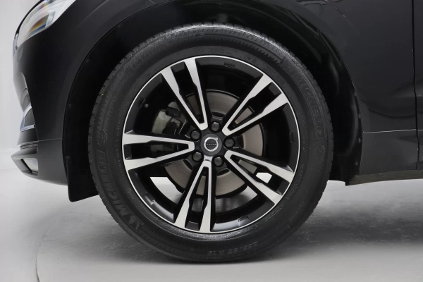 Foto do veiculo VOLVO XC60 T5 MOMENTUM AWD