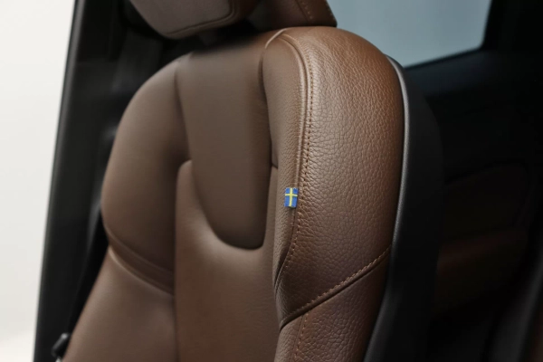 Foto do veiculo VOLVO XC60 T5 MOMENTUM AWD