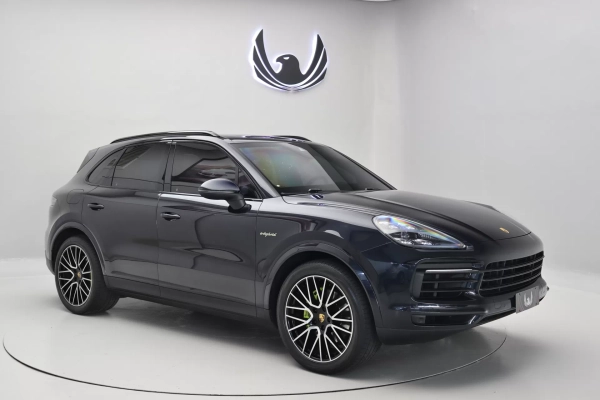 Foto do veiculo PORSCHE CAYENNE E-HYBRID