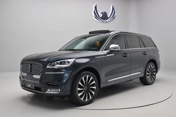 Foto do veiculo LINCOLN AVIATOR HYBRID AWD | 6 LUGARES