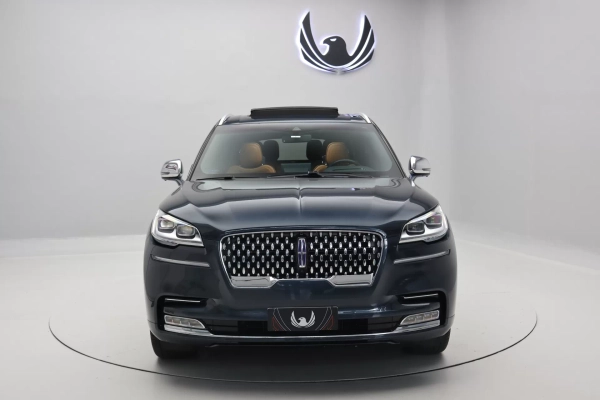 Foto do veiculo LINCOLN AVIATOR HYBRID AWD | 6 LUGARES