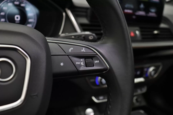 Foto do veiculo AUDI Q5 SPORTBACK S-LINE BLACK