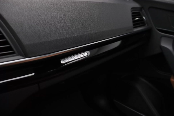 Foto do veiculo AUDI Q5 SPORTBACK S-LINE BLACK