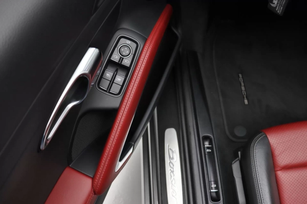 Foto do veiculo PORSCHE 718 BOXSTER