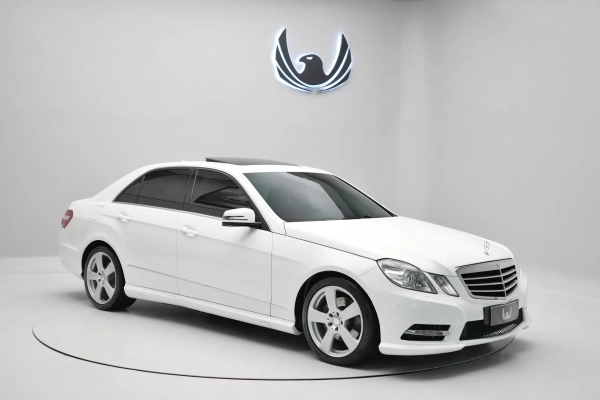 Foto do veiculo MERCEDES-BENZ E 250 AVANTGARDE