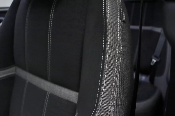 Foto do veiculo LAND ROVER RANGE ROVER VELAR P300 S R-DYNAMIC