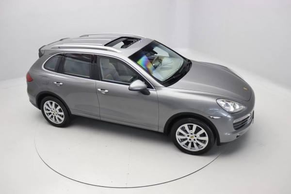 Foto do veiculo PORSCHE CAYENNE V6