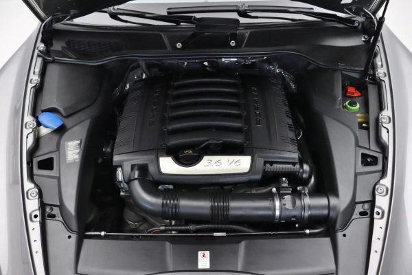 Foto do veiculo PORSCHE CAYENNE V6