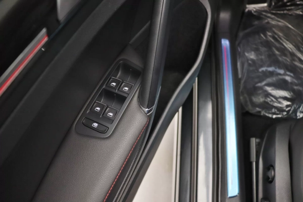 Foto do veiculo VOLKSWAGEN GOLF GTI