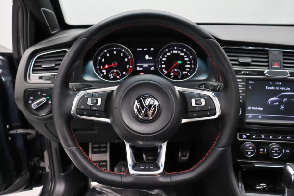 Foto do veiculo VOLKSWAGEN GOLF GTI