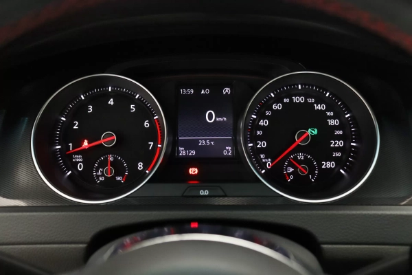 Foto do veiculo VOLKSWAGEN GOLF GTI