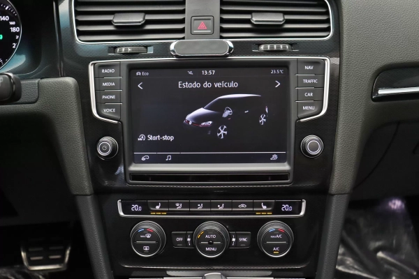 Foto do veiculo VOLKSWAGEN GOLF GTI