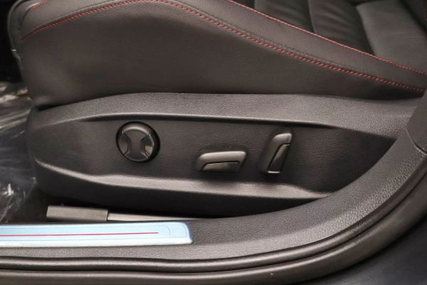 Foto do veiculo VOLKSWAGEN GOLF GTI