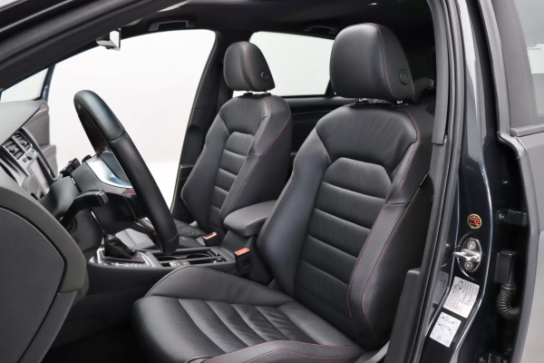 Foto do veiculo VOLKSWAGEN GOLF GTI