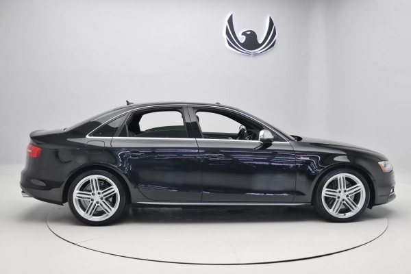 Foto do veiculo AUDI S4