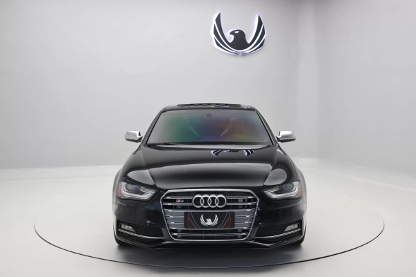 Foto do veiculo AUDI S4