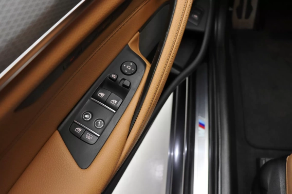 Foto do veiculo BMW 540I M SPORT