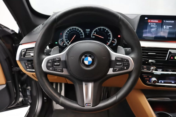 Foto do veiculo BMW 540I M SPORT