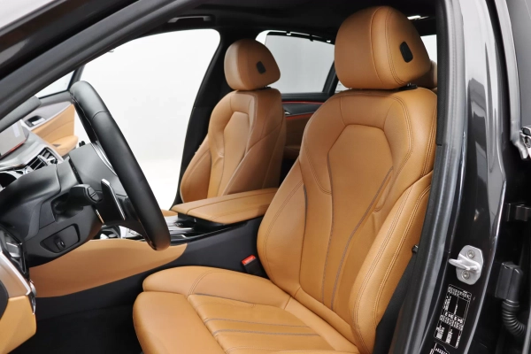 Foto do veiculo BMW 540I M SPORT