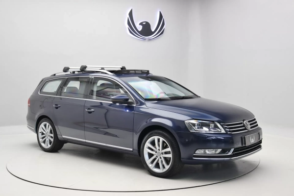 Foto do veiculo VOLKSWAGEN PASSAT VARIANT 